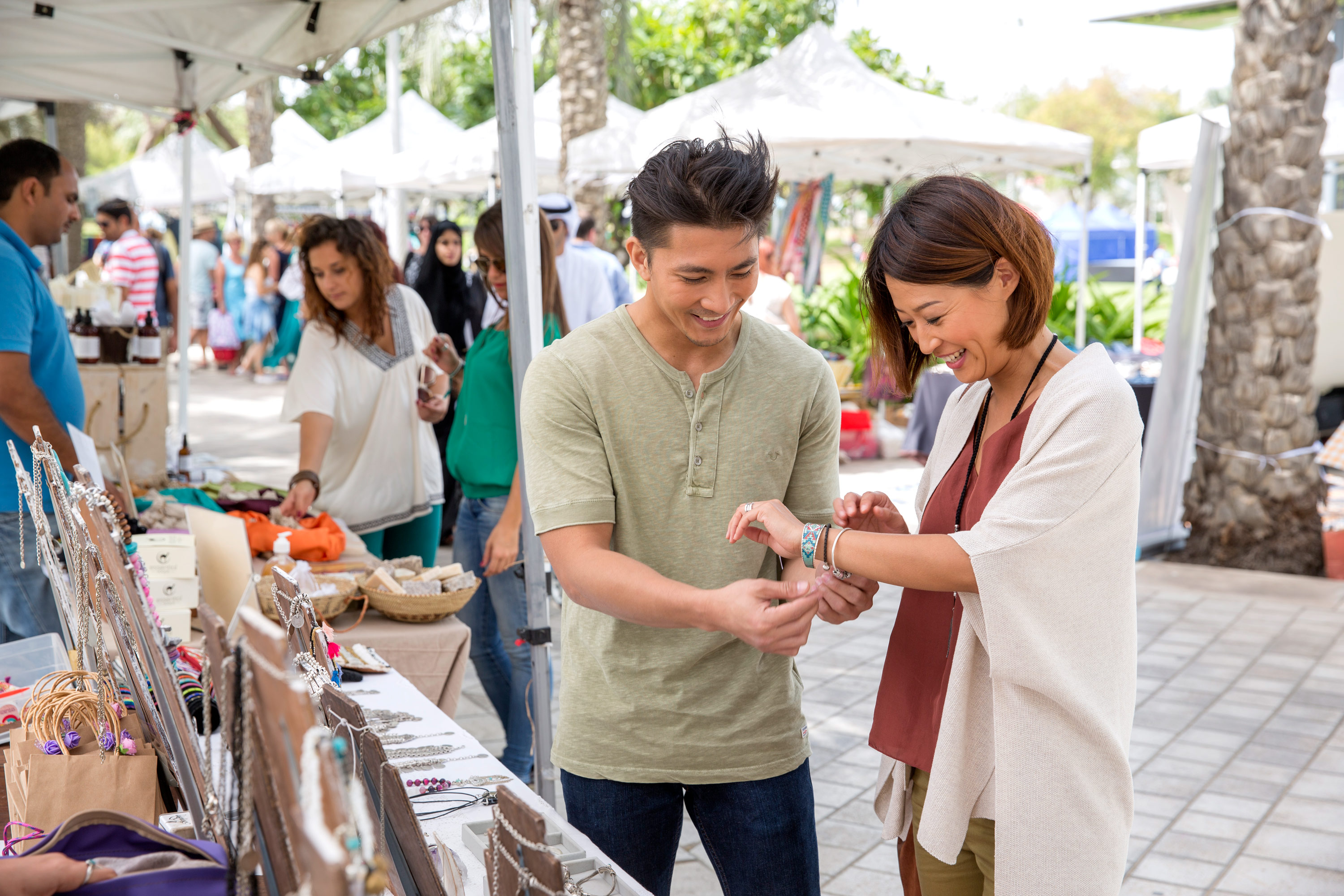 shopping-lover-guide-boutique-and-market