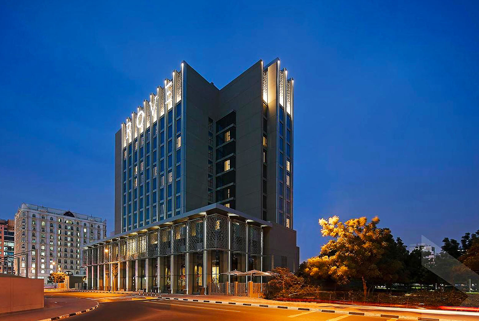 德拉区的罗夫城中心酒店，靠近德拉城市购物中心和地铁站