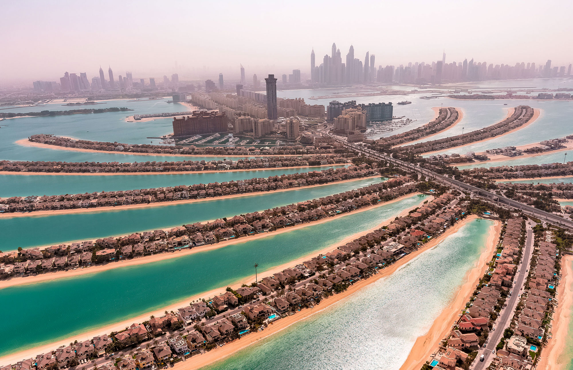 /Images/neighbourhood-pages/palm-jumeirah/media/palm-jumeirah-media-3-dtcm